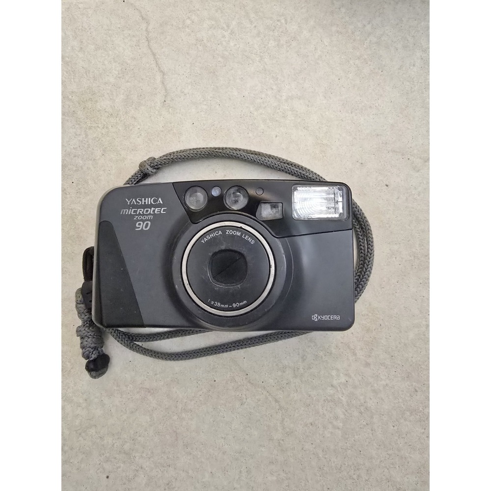 YASHICA Microtech Zoom 90 (35mm) Film Camera
